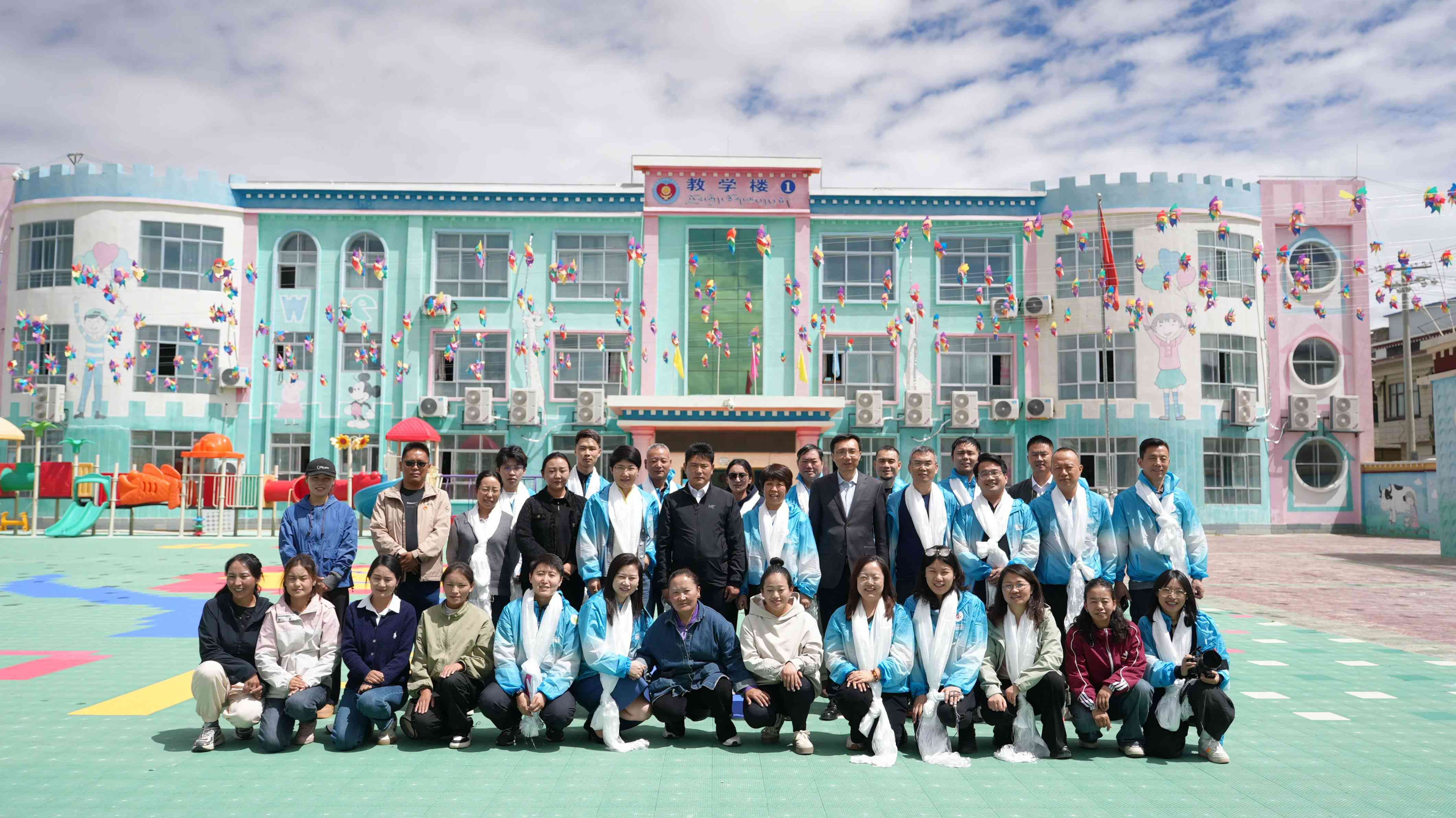 B&U 陪伴计划｜走进西藏自治区公益活动圆满举行